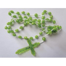 Różaniec plastikowy model peridot - RÓŻAŃCE, KORONKI, TAJEMNICE RÓŻAŃCOWE