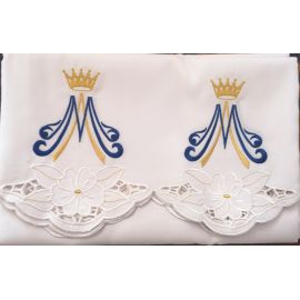 Obrus ołtarzowy haftowany - wzór Maryjny (53) - OBRUSY OŁTARZOWE