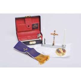 Bursa z wyposażeniem liturgicznym (7) - BURSY, ZESTAWY DO CHORYCH - zdjęcie 2 - Bursa z wyposażeniem liturgicznym (7)