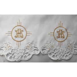 Obrus ołtarzowy haftowany - wzór eucharystyczny (139) - OBRUSY OŁTARZOWE - zdjęcie 2 - Obrus ołtarzowy haftowany - wzór eucharystyczny (139)