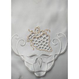 Obrus ołtarzowy haftowany - wzór eucharystyczny (128) - OBRUSY OŁTARZOWE - zdjęcie 2 - Obrus ołtarzowy haftowany - wzór eucharystyczny (128)