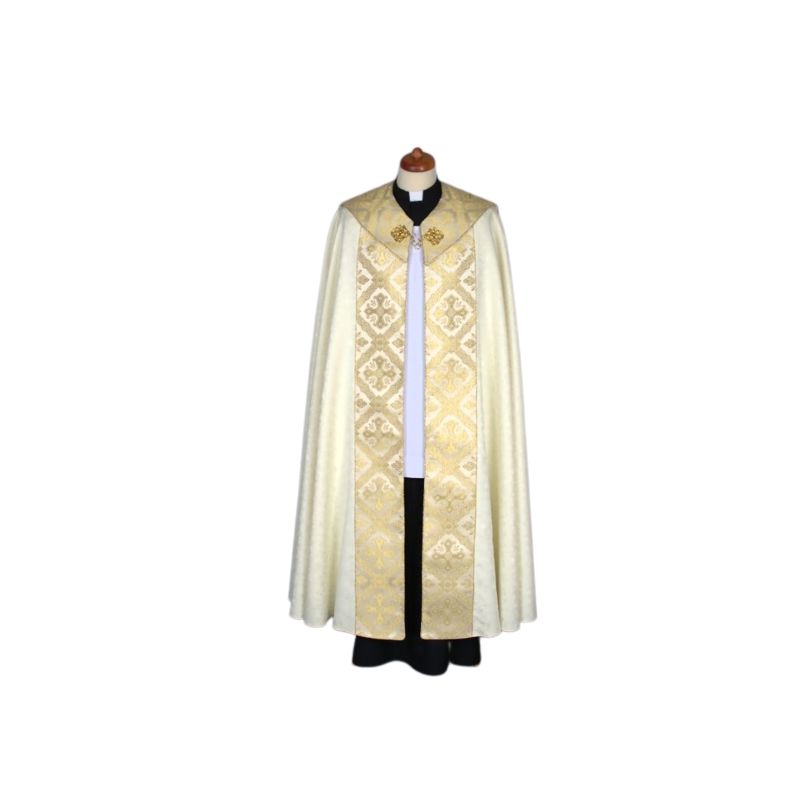 Kapa ecru haftowana adamaszek (58) - KAPY LITURGICZNE - Kapa ecru haftowana adamaszek (58)