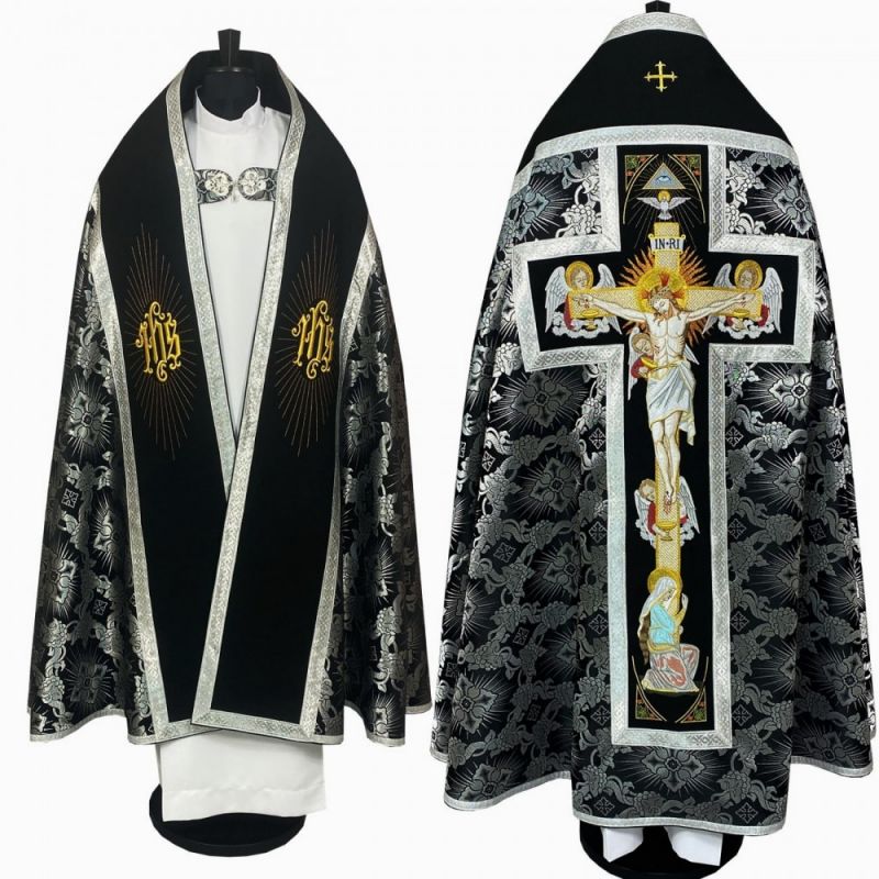 Kapa rzymska czarno-srebrna Chrystus Ukrzyżowany - KAPY HAFTOWANE - Kapa rzymska czarno-srebrna Chrystus Ukrzyżowany