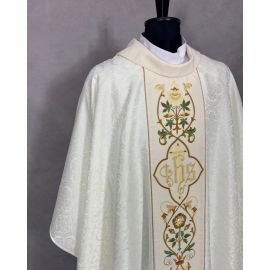 Ornat gotycki haftowany, ecru IHS (65K) - Ornaty białe/ ecru - zdjęcie 2 - Ornat gotycki haftowany, ecru IHS (65K)