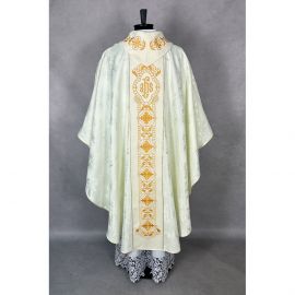 Ornat gotycki, haftowany IHS (82K) - Ornaty białe/ ecru - zdjęcie 3 - Ornat gotycki, haftowany IHS (82K)