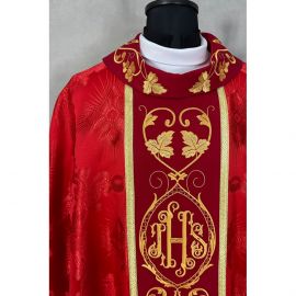 Ornat gotycki czerwony, haftowany IHS (117K) - Ornaty czerwone - zdjęcie 2 - Ornat gotycki czerwony, haftowany IHS (117K)
