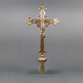 Krzyż mosiężny procesyjny - wysokość ok. 62 cm. - KRZYŻE OŁTARZOWE, PROCESYJNE