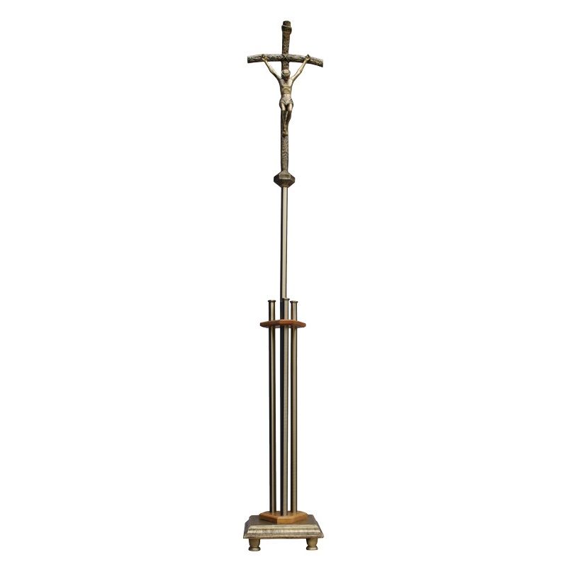 Krzyż procesyjny ze stojakiem  200/30/28 cm. - KRZYŻE OŁTARZOWE, PROCESYJNE - Krzyż procesyjny ze stojakiem  200/30/28 cm.