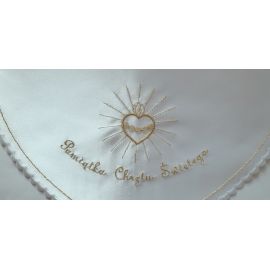 Szatka do chrztu Serce - kolor biało/złoty - Szatki haftowane do chrztu - zdjęcie 2 - Szatka do chrztu Serce - kolor biało/złoty