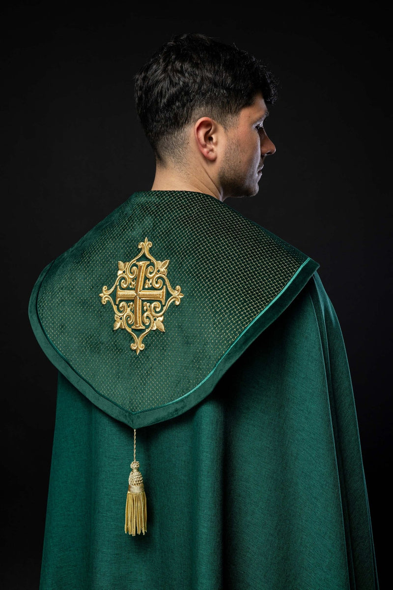 Kapa liturgiczna zielona, haftowana, aksamitny zielony pas (33H) - KAPY LITURGICZNE - zdjęcie 4