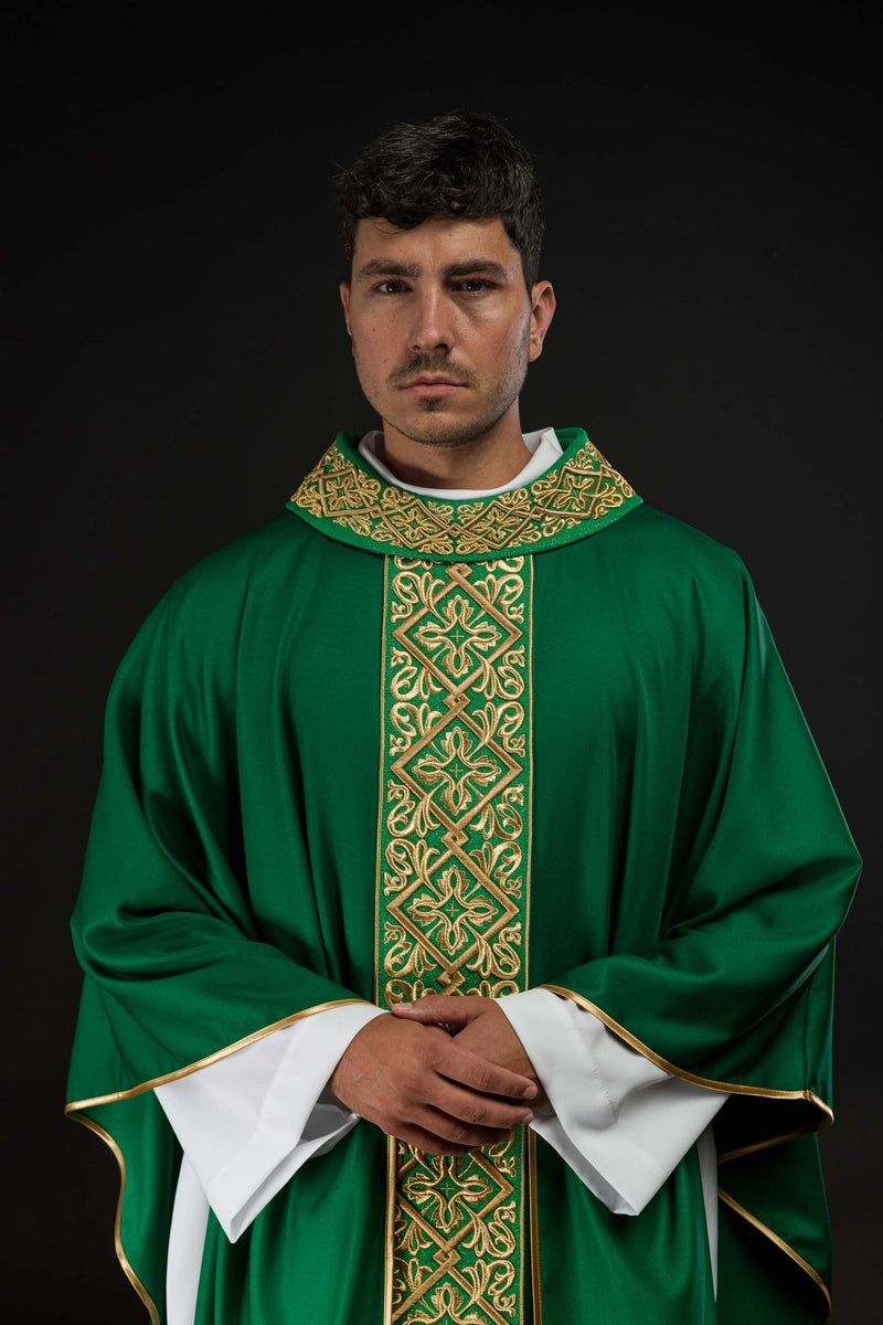 Ornat haftowany zielony, krzyże (H203) - Ornaty zielone