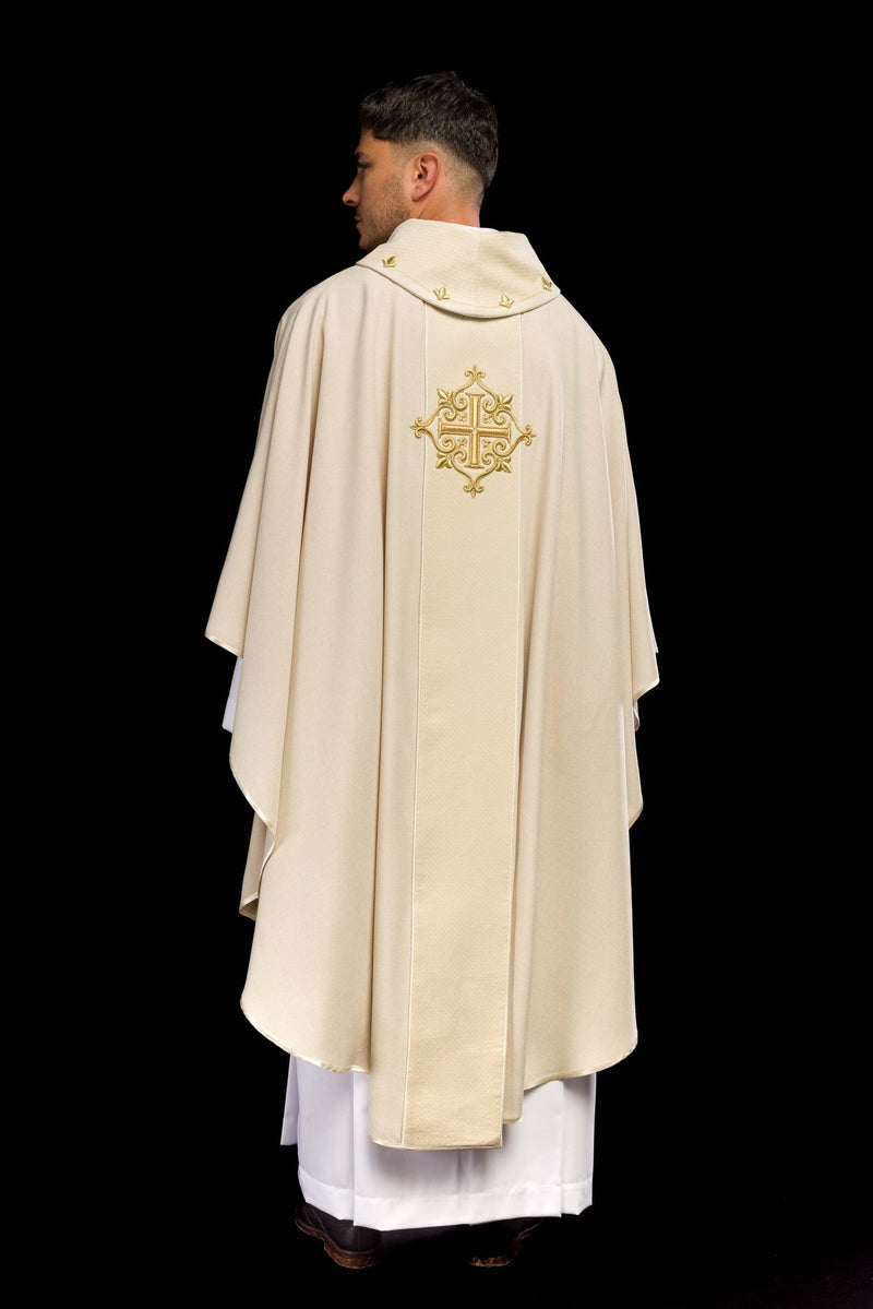 Ornat haftowany ecru, aksamit, symbol krzyża (H208) - Ornaty białe/ ecru - zdjęcie 6