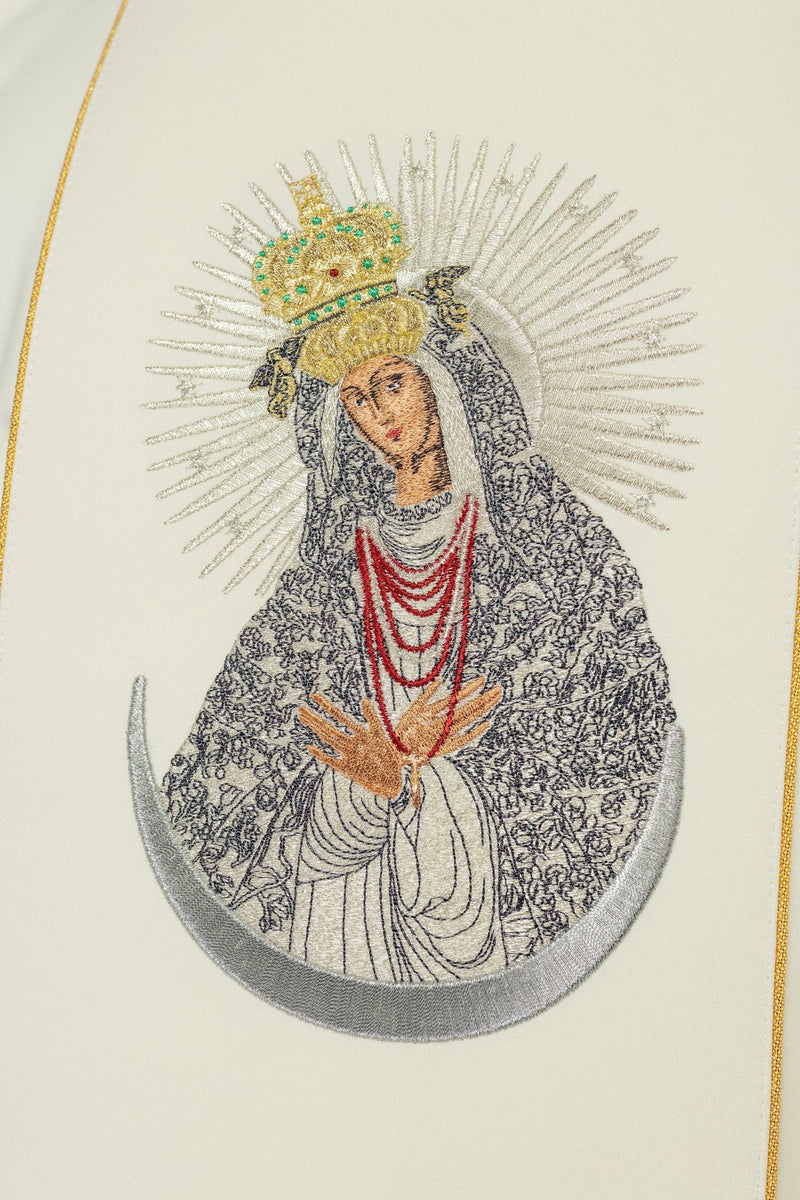 Ornat z haftowanym wizerunkiem Matki Bożej Ostrobramskiej (102H) - Ornaty Maryjne - zdjęcie 3