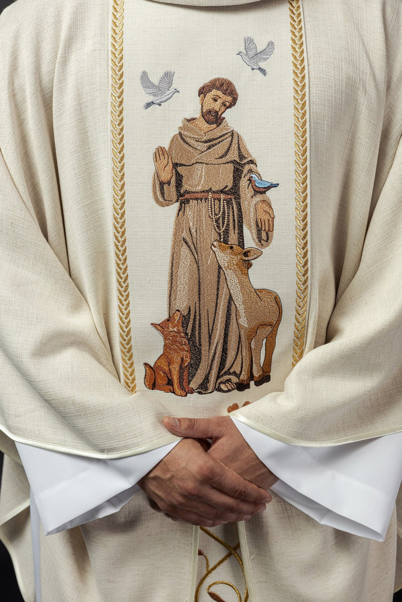 Ornat z haftowanym wizerunkiem Świętego Franciszka (112H) - Ornaty z wizerunkiem świętych - zdjęcie 3