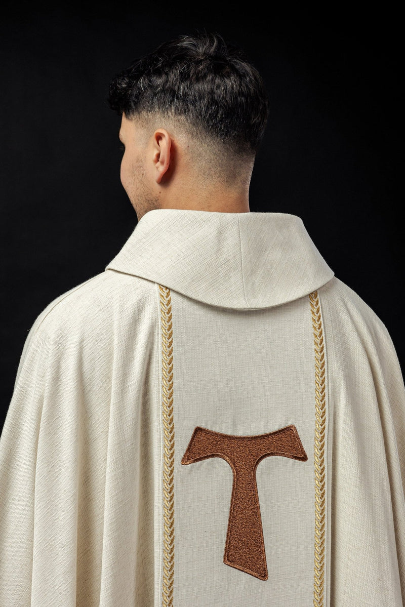 Ornat z haftowanym wizerunkiem Świętego Franciszka (112H) - Ornaty z wizerunkiem świętych - zdjęcie 4