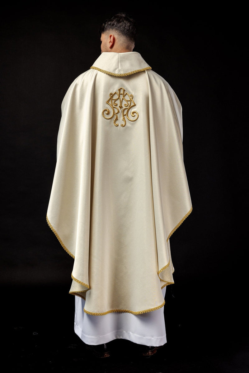 Ornat z haftowanym wizerunkiem Matki Boskiej Gromnicznej (116H) - Ornaty Maryjne - zdjęcie 7