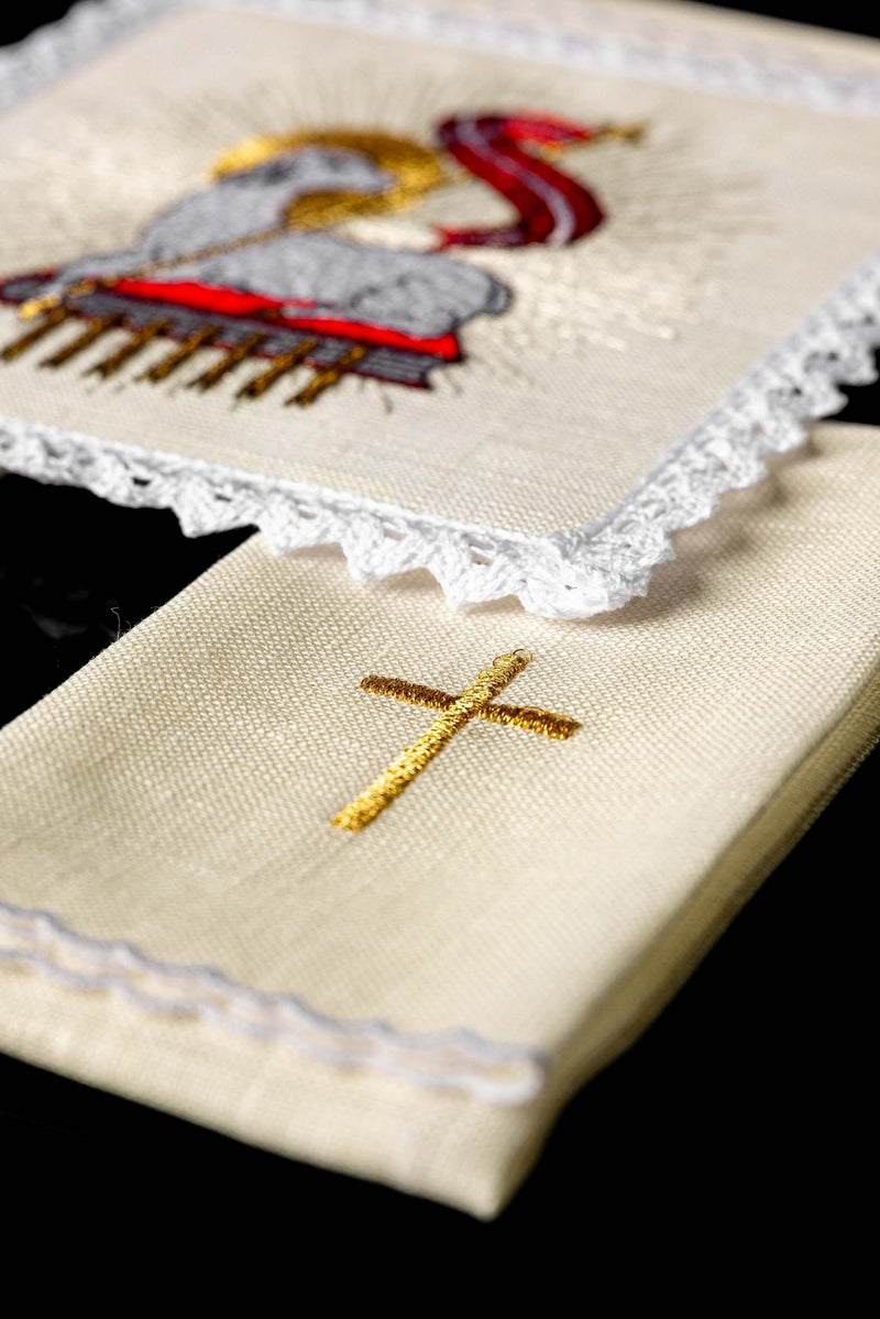 Bielizna kielichowa, lniana, haft Baranek (117H) - BIELIZNA KIELICHOWA - zdjęcie 3