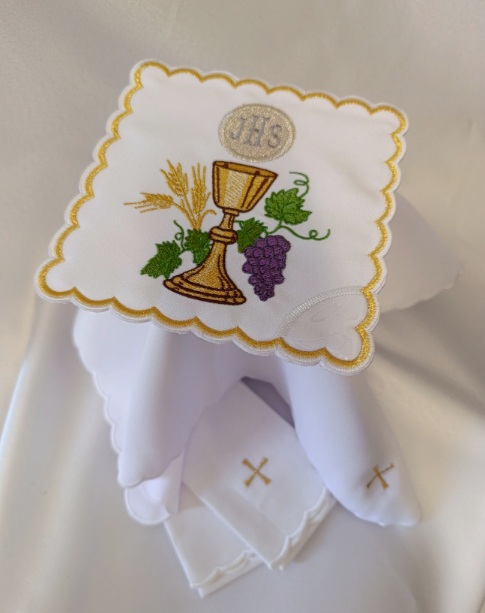 Bielizna kielichowa z motywem kielicha eucharystycznego – komplet 4 części - bawełna poliester - Nowość
