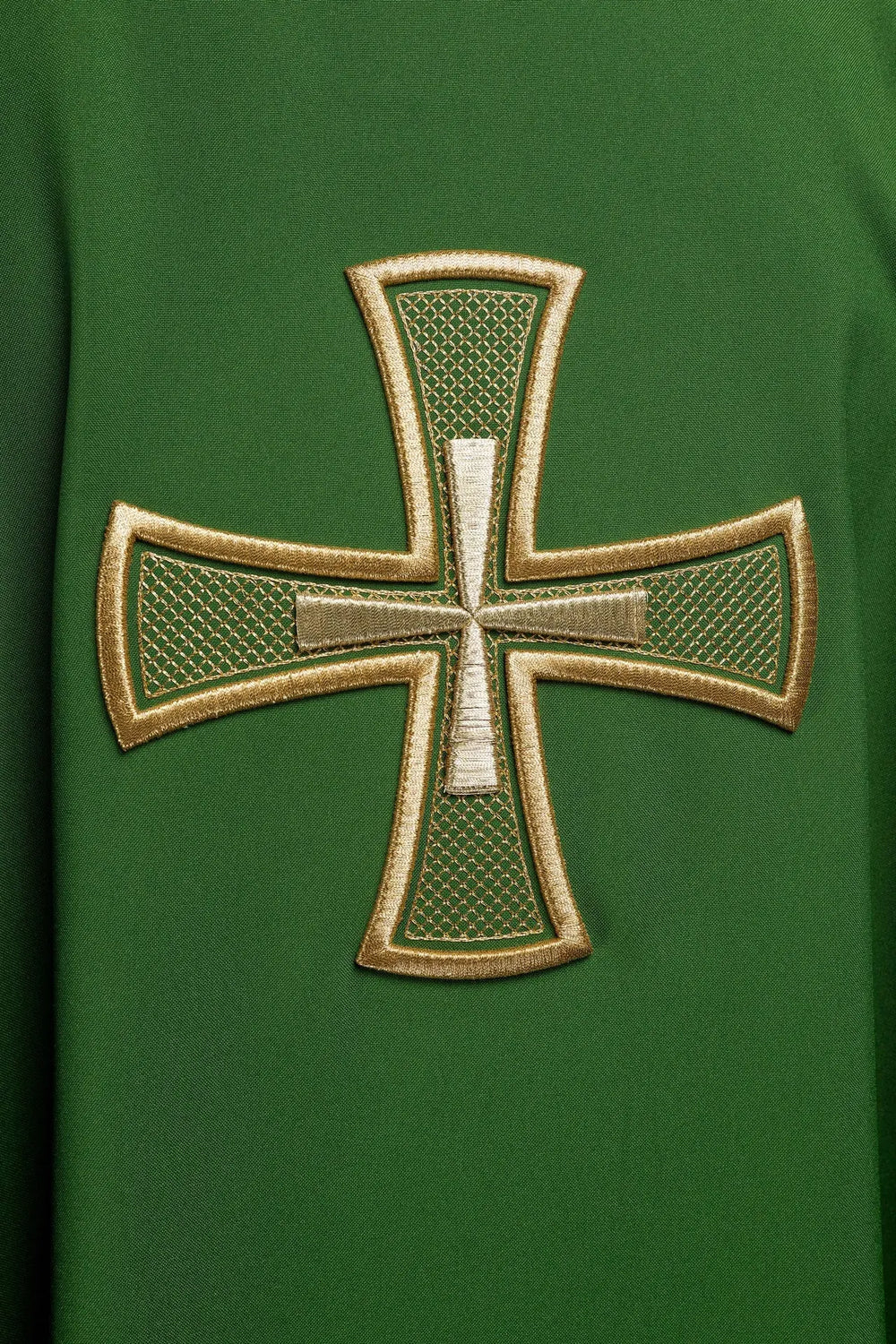 Ornat haftowany z symbolem krzyża - zielony (H124) - Ornaty zielone - zdjęcie 4
