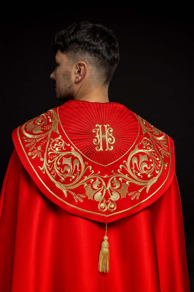 Kapa haftowana, IHS - czerwona (13H) - KAPY LITURGICZNE