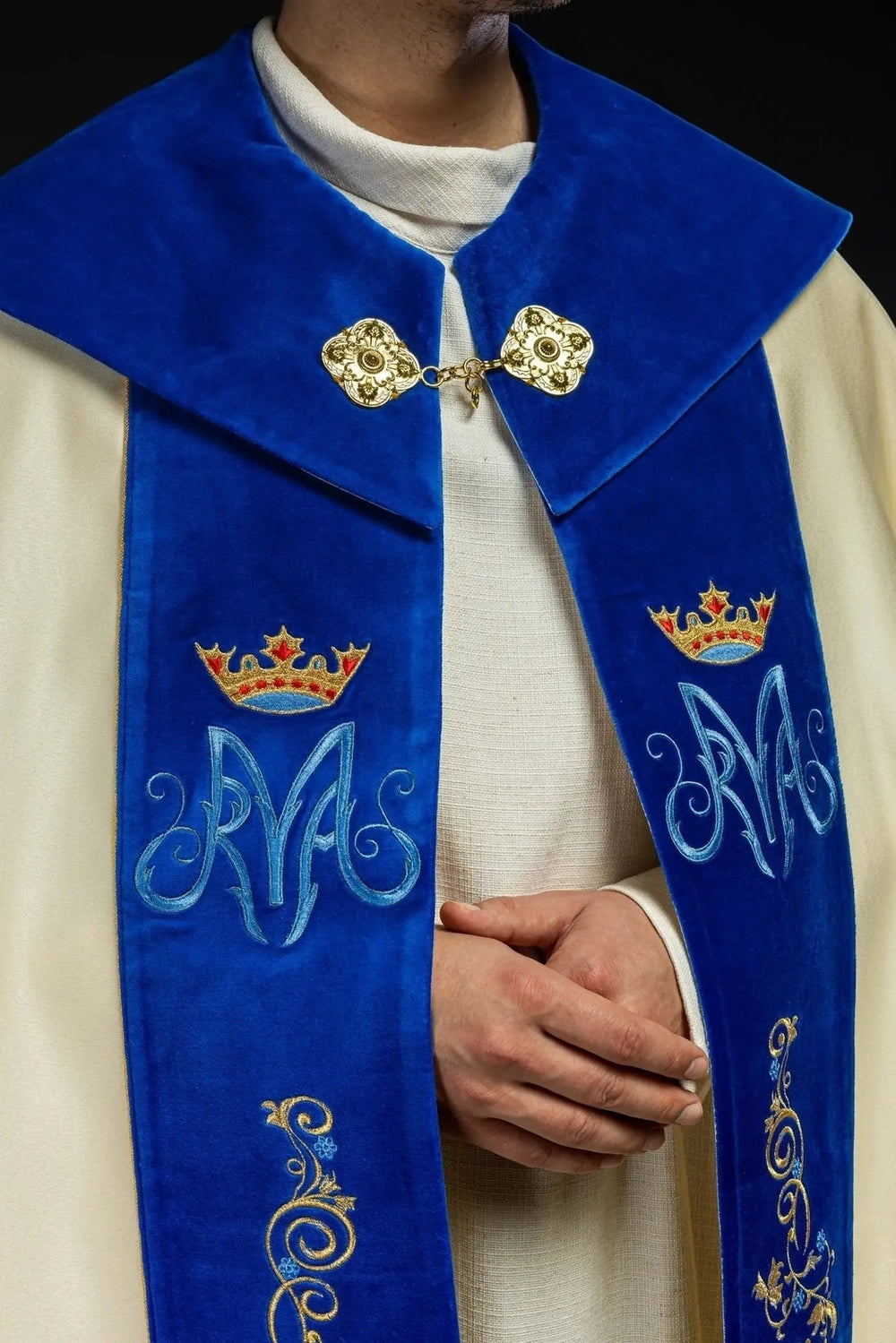 Kapa maryjna, haftowana na aksamicie (15H) - KAPY LITURGICZNE - zdjęcie 3