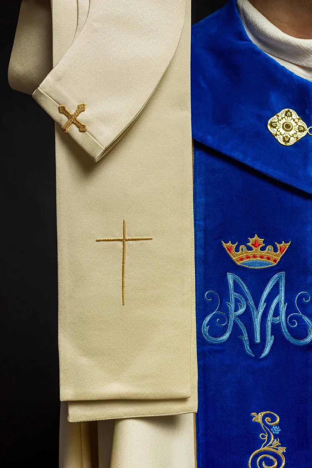 Kapa maryjna, haftowana na aksamicie (15H) - KAPY LITURGICZNE - zdjęcie 6